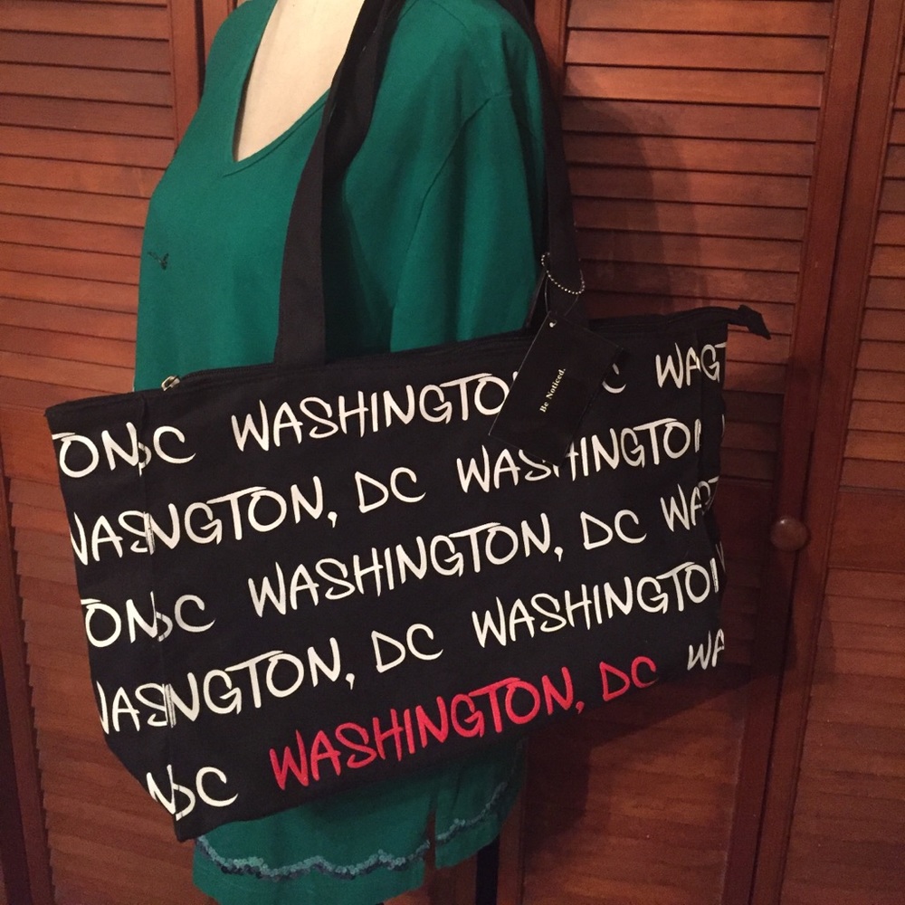 Robin Ruth Tote Washington DC Logo